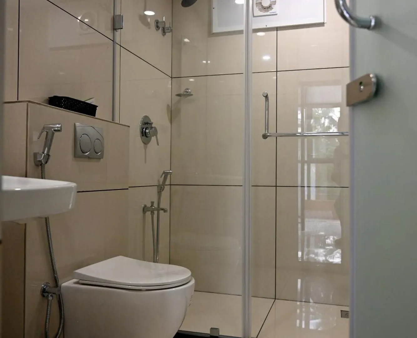 Harley Residency Hotel Kannur